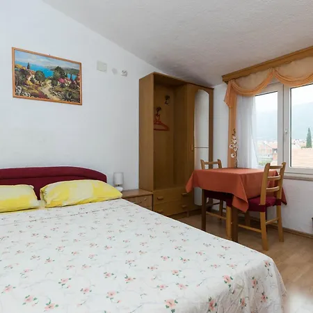 Apartments Cipetic Kastela Exterior photo