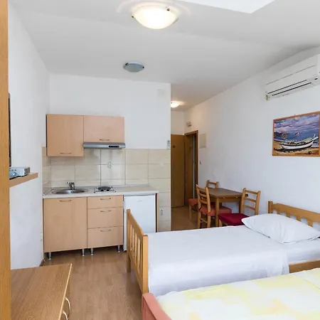 Apartments Cipetic Kastela Exterior photo