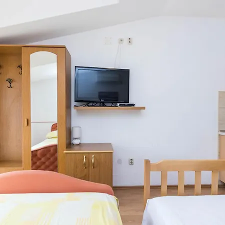 Apartments Cipetic Kastela Exterior photo