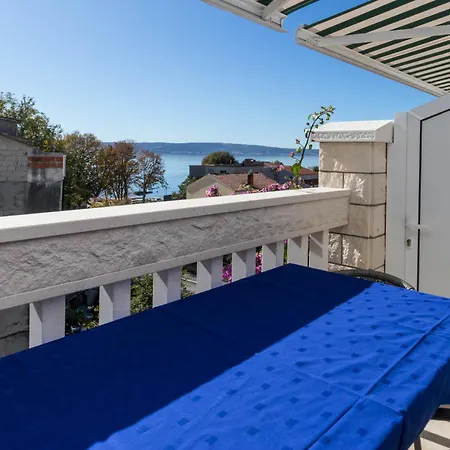Apartments Cipetic Kastela Exterior photo