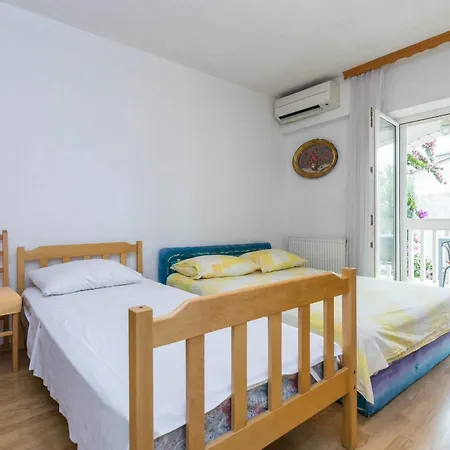 Apartments Cipetic Kastela Exterior photo