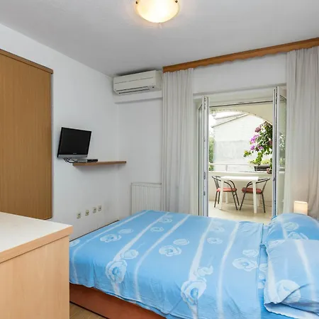 Apartments Cipetic Kastela Exterior photo